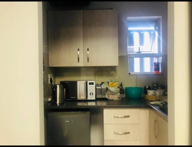 BUSINESS PROPERTY TO RENT IN BENDOR